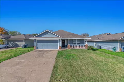 909 Trellis Gate Ct, College Station, TX 77845