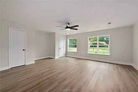 1304 Bristol St, Bryan, TX 77802 photo 7
