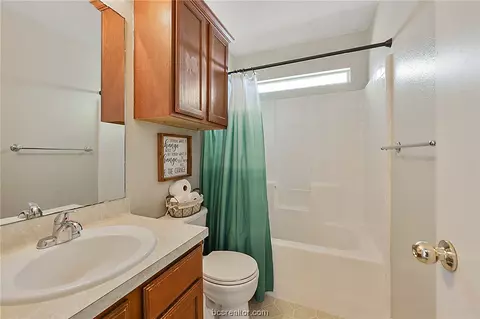 2905 Elise Ln, Bryan, TX 77802 photo 10