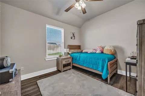Bedroom - 257 Rustic Trce, Snook, TX 77878 photo 4 of 4