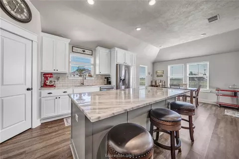 Kitchen - 257 Rustic Trce, Snook, TX 77878 photo 3 of 5