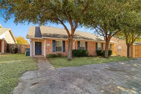 2112 Hidden Hollow Circle A - B, Bryan, TX 77807