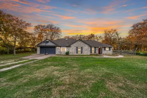 10379 Timberidge Dr, College Station, TX 77845