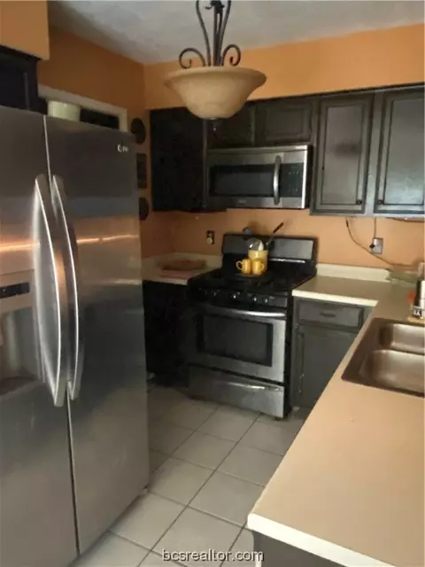 2128 La Brisa Dr, Bryan, TX 77807 photo 5