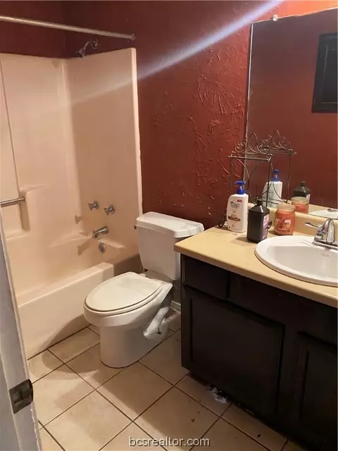 2128 La Brisa Dr, Bryan, TX 77807 photo 13