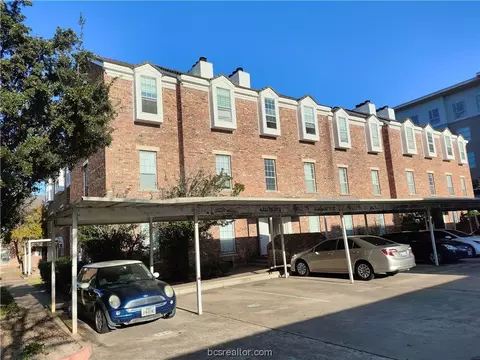 400 Nagle St, College Station, TX 77840