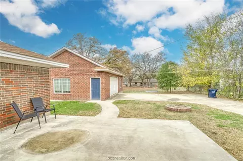 306 Tee Dr, Bryan, TX 77801 photo 22