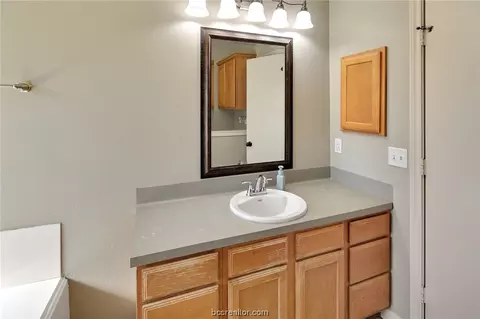 2908 Jenna Ct, Bryan, TX 77802 photo 13