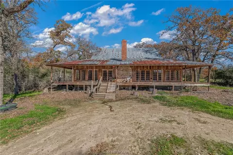 9275 Weedon Loop, Bryan, TX 77808 photo 6