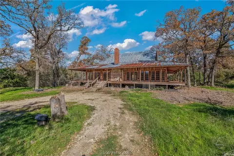 9275 Weedon Loop, Bryan, TX 77808 photo 5