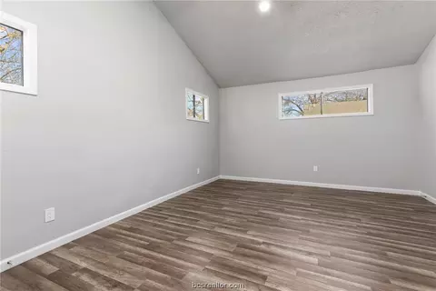 1300 E 21st St, Bryan, TX 77803 photo 25