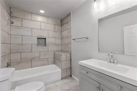 1300 E 21st St, Bryan, TX 77803 photo 19