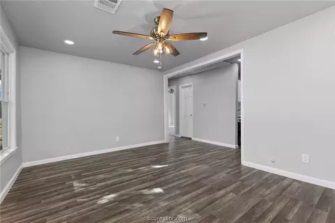 1300 E 21st St, Bryan, TX 77803 photo 7