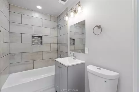 1300 E 21st St, Bryan, TX 77803 photo 13