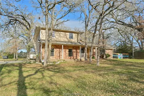 8409 Scasta Rd, Bryan, TX 77808