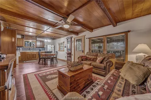 500 Ash Ln, Somerville, TX 77879
