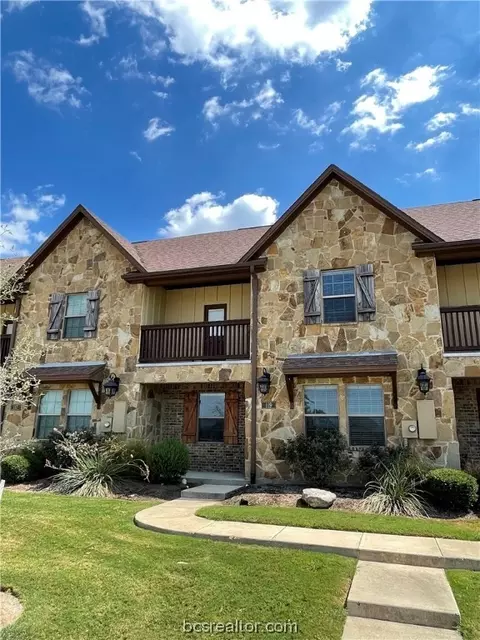 119 Deacon Dr, College Station, TX 77845