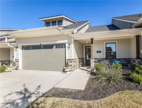 5075 Mooney Falls Dr, Bryan, TX 77802 photo 2
