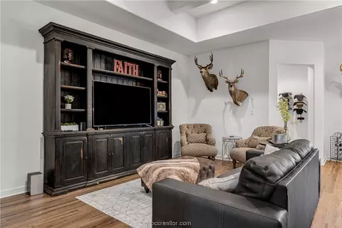 5075 Mooney Falls Dr, Bryan, TX 77802 photo 6