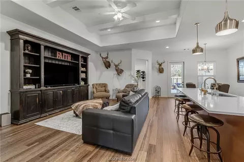 5075 Mooney Falls Dr, Bryan, TX 77802 photo 5