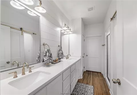 5075 Mooney Falls Dr, Bryan, TX 77802 photo 17