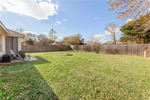 1436 Cedarcrest Ln, Bryan, TX 77803 photo 13