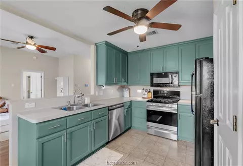 1436 Cedarcrest Ln, Bryan, TX 77803 photo 7