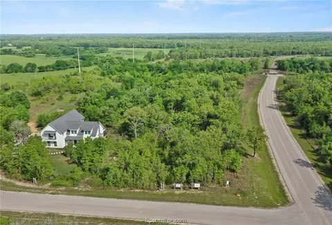 19399 Moonlit Hollow Loop, College Station, TX 77845