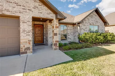 3068 W Embers Ct, Bryan, TX 77808