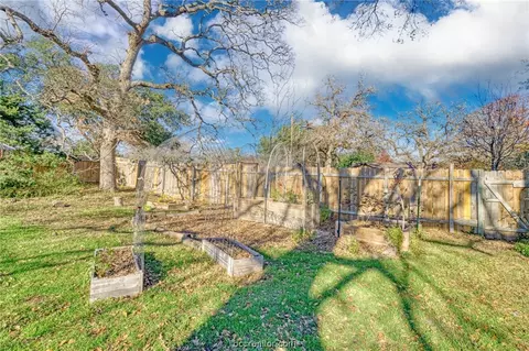 2918 Camelot Dr, Bryan, TX 77802 photo 39