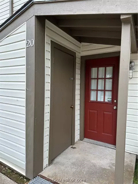 2411 De Lee Street 20, Bryan, TX 77802