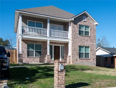1605 Armistead St, College Station, TX 77840