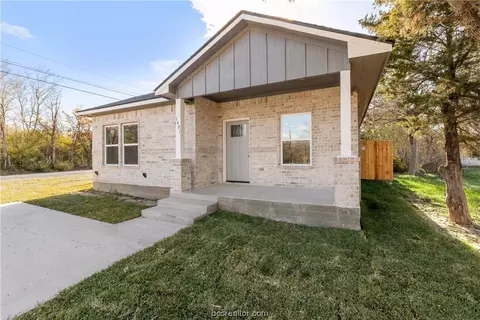 1513 Frankfort St, Bryan, TX 77808