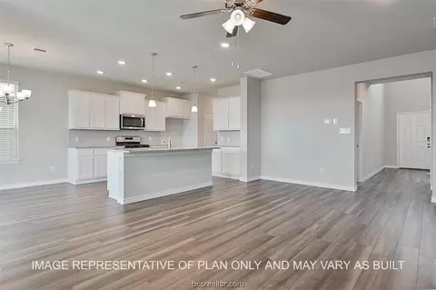 2149 Chief St, Bryan, TX 77807 photo 9