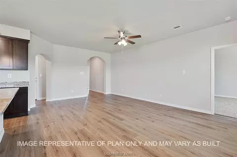 2152 Chief St, Bryan, TX 77807 photo 8
