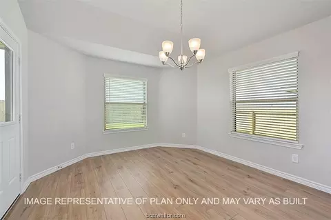 2152 Chief St, Bryan, TX 77807 photo 9