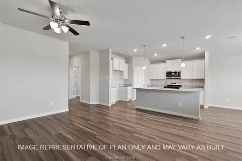 2153 Chief St, Bryan, TX 77807 photo 6