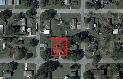 1925 9th, Hempstead, TX 77445 photo 3