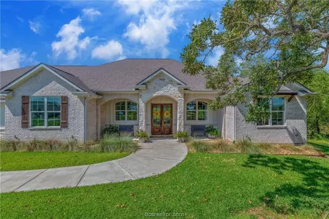 10370 Henley Cv, Iola, TX 77861