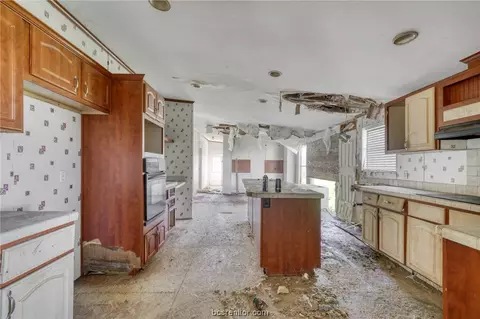 5861 Post Oak, Midway, TX 75852 photo 6