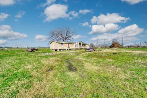 5861 Post Oak, Midway, TX 75852 photo 4