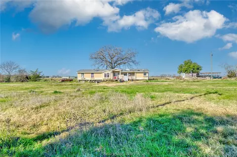 5861 Post Oak, Midway, TX 75852 photo 2