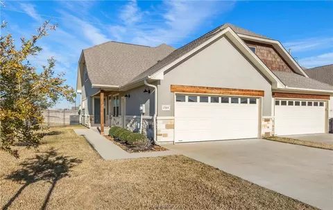 1764 Lonetree Dr, College Station, TX 77845