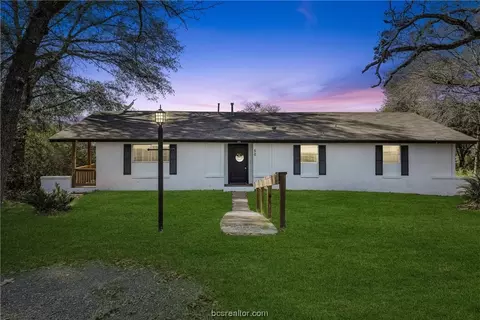 50 Post Oak, Hilltop Lakes, TX 77871