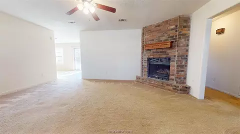 4314 Meadowbrook, Bryan, TX 77802 photo 2