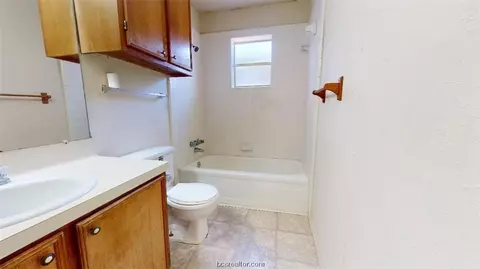4314 Meadowbrook, Bryan, TX 77802 photo 5