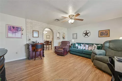 2501 Mchaney Dr, Bryan, TX 77803 photo 2