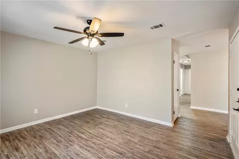 3911 Olive St, Bryan, TX 77801 photo 7