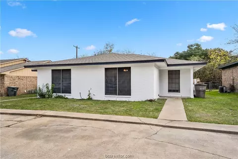 3911 Olive St, Bryan, TX 77801