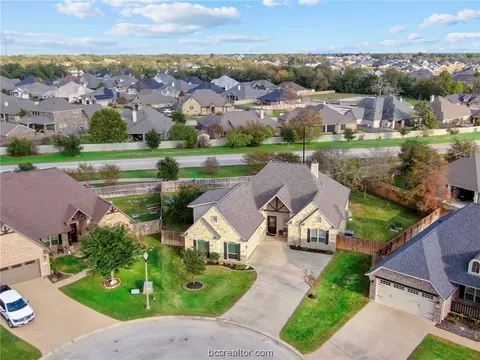 3305 Covington Ct, Bryan, TX 77808 photo 38
